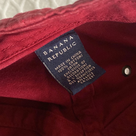 Banana Republic Red Cap with Golden Ring Adjustments - Picture 2 of 4